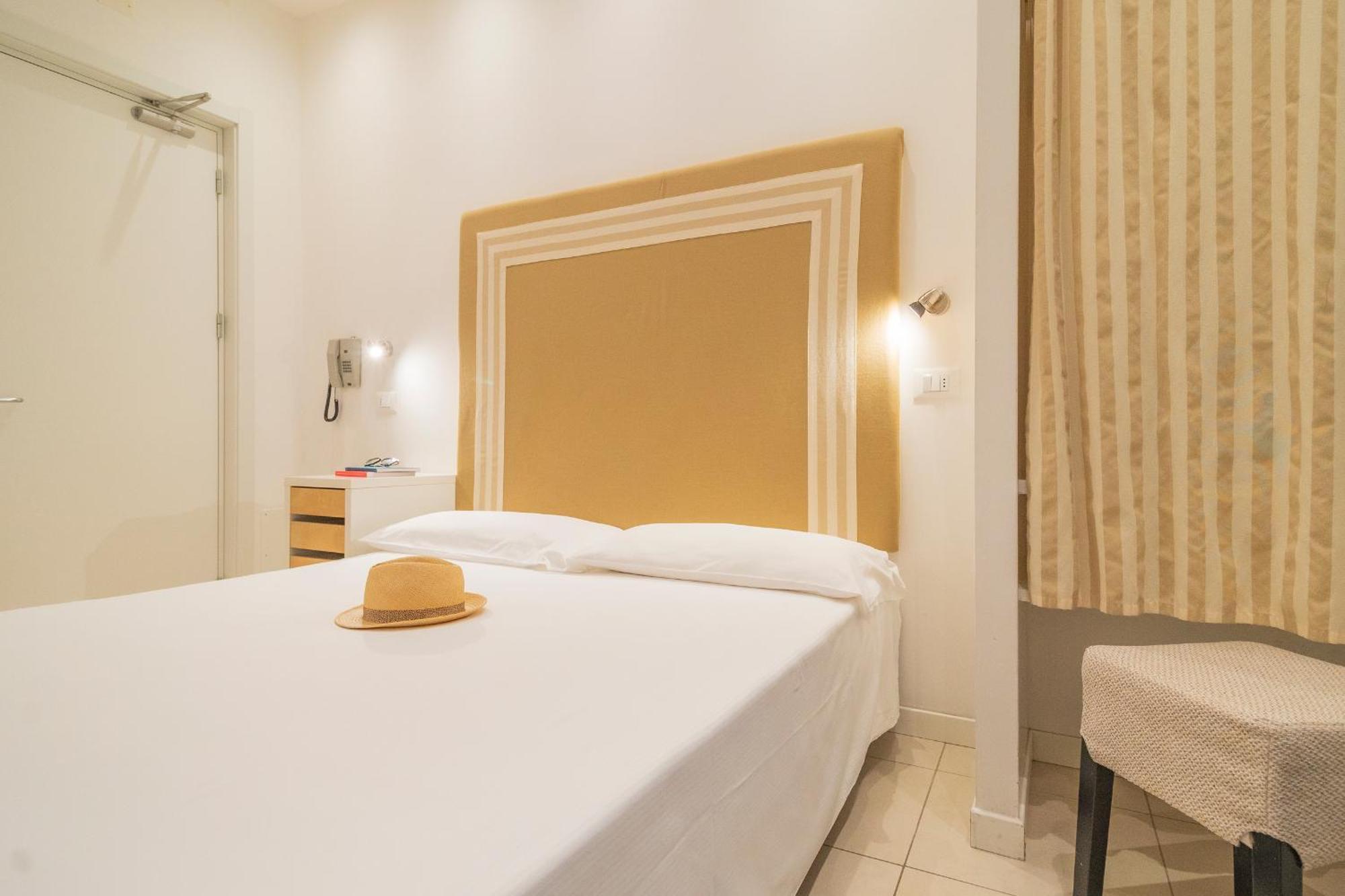 Basic Double or Twin Room,1742778021:JPEG